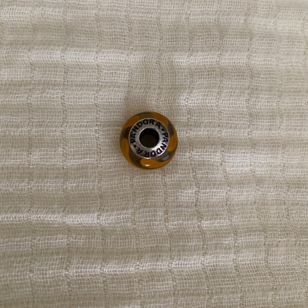 💛Pandora yellow murano charm